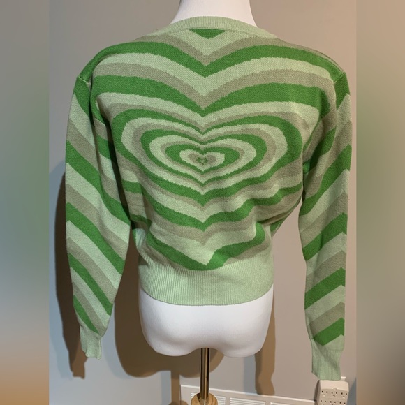 Funky green heart sweater - Picture 3 of 4